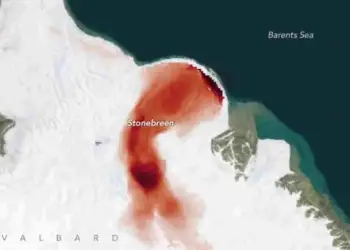 NASA zbulon një “zemër të kuqe” në një akullnajë të Norvegjisë