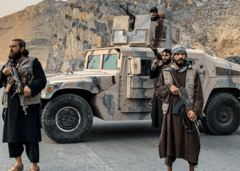 Pakistani i shpall ‘luftë të hapur’ Afganistanit, avionët bombardojnë Kabulin