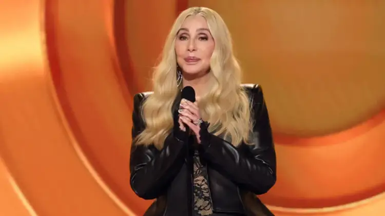 Cher bën gafën epike në Grammy 2026,shpall fitues artistin që ka ndërruar jetë prej 20 vitesh