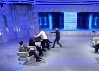 Plas sherri në “Opinion”! Berat Buzhala godet Albatros Rexhajn