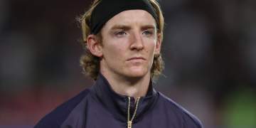 Anthony Gordon shkruan histori në Liga e Kampioneve, as Lionel Messi e as Cristiano Ronaldo s’e kanë arritur