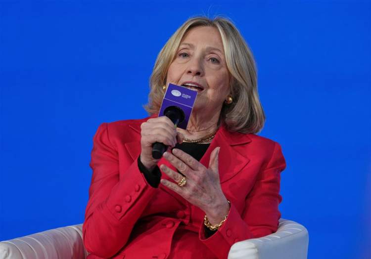 Hillary Clinton: Jam e tmerruar, nuk kisha informacion për aktivitetet kriminale të Jeffrey Epstein