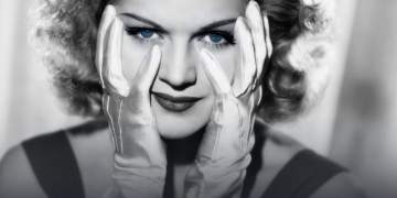 Studimi: Njerëzit me sy blu janë më të aftë të kuptojnë më mirë emocionet dhe gjestet e të tjerëve