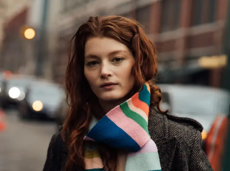 Arsyeja e vërtetë pse shohim rritje të rënies së flokëve në dimër