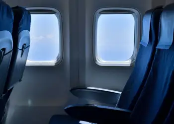 Pse mungojnë vendet 13 dhe 17 në aeroplanë?