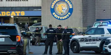 Tragjedi në SHBA: Të shtëna me armë gjatë ndeshjes së hokejit në shkollë, dy viktima dhe tre të plagosur