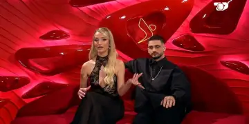 “Çika jem!”/ Afërsia me Gimbon, Selin: Isha në studio, më mbyllët sytë dhe kur i hapa Gimbo më propozoi…