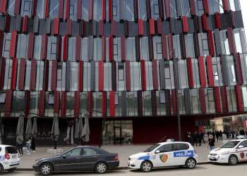 Derbi i kryeqytetit, ja rrugët që do bllokohen në Tiranë prej orës 14:00