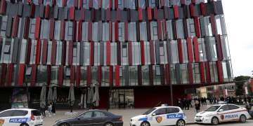 Derbi i kryeqytetit, ja rrugët që do bllokohen në Tiranë prej orës 14:00