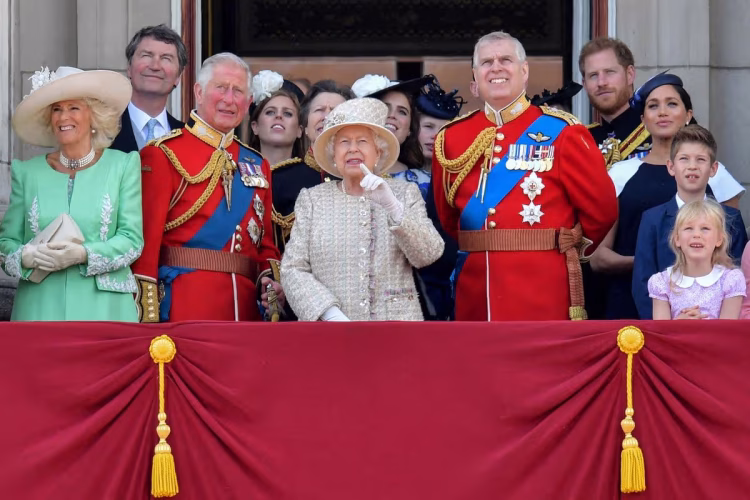 Akuza të forta ndaj Familjes Mbretërore: Skandali është më i madh se Princ Andrew