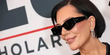 Nga Hollywood në Kinë! Kris Jenner kthehet në ikonë manifestimi