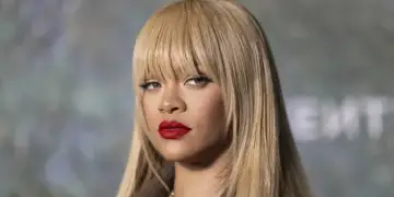 Sulmi me armë në shtëpinë e saj, Rihanna rrëfen çdo detaj dramatik