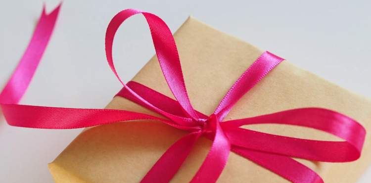 Dhurata në moment të fundit? Ja çfarë të blesh për 7 dhe 8 Marsin