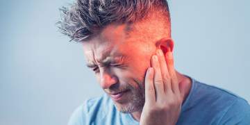 E dinit? Humbja e dëgjimit mund të paralajmërojë goditjen në tru