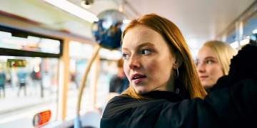 Lëkurë e thatë dhe akne? Shkaku mund të jetë udhëtimi juaj i përditshëm