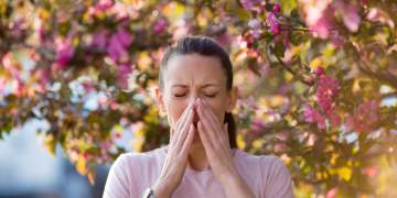 Alergjitë po vijnë më herët: Çfarë duhet të dini dhe si t‘i parandaloni