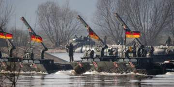 Gjermania tejkalon Kinën, bëhet eksportuesja e katërt më e madhe e armëve në botë