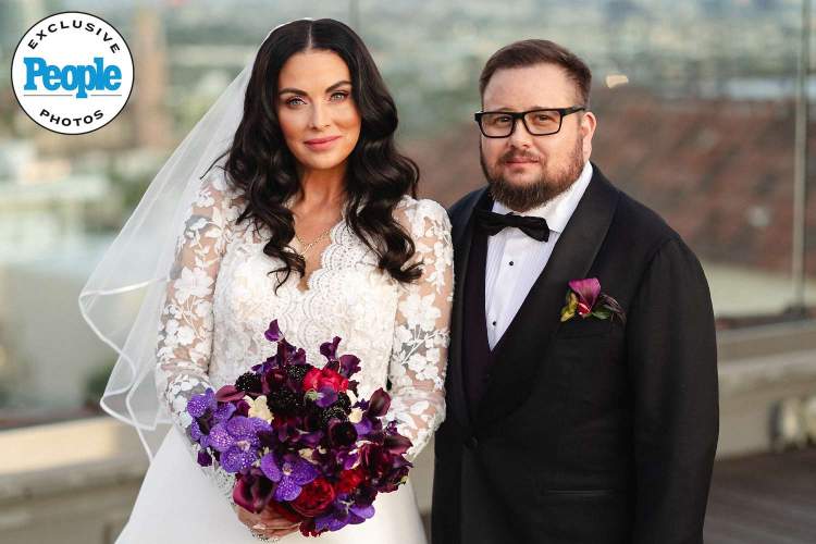 Chaz Bono, djali transgjinor i Cher, martohet pas 40 vitesh dashuri