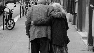 A është dashuria moderne më e vështirë se më parë?