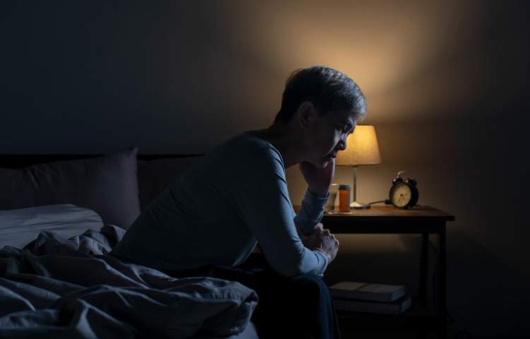 Ankthi gjatë natës: pse ndodh dhe si mund ta menaxhojmë