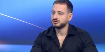 Xum Allushi mbështet publikisht Rogertin: Më i sinqerti dhe më i forti