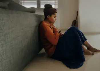 Pse njerëzit që vuajnë nga ankthi janë më të zgjuar se mesatarja