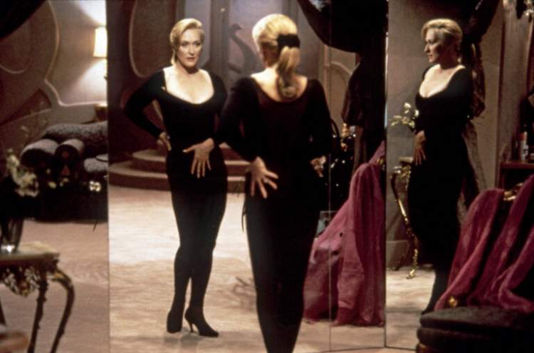 Tirania e Bukurisë: Çfarë ndodh kur gratë ushtrojnë presion ndaj të tjerëve për çështje bukurie?