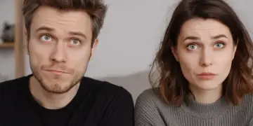 4 shenja që tregojnë se marrëdhënia juaj mund të mos jetë e duhura