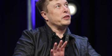 Pse miliarderë si Musk dhe Zuckerberg marrin kredi hipotekare për vilat e tyre