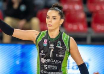 Volejboll/ Shqiptarja bën historinë, fiton Challange Cup si MVP mes Athinës