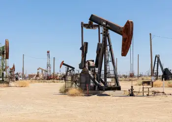 Shqetësim global për çmimin e naftës, arriti në 120 dollarë, tregjet e aksioneve po fundosen