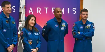 Pse NASA dëshiron të kthehet në Hënë: Datat e mundshme të nisjes, rreziqet dhe eksperimenti Artemis