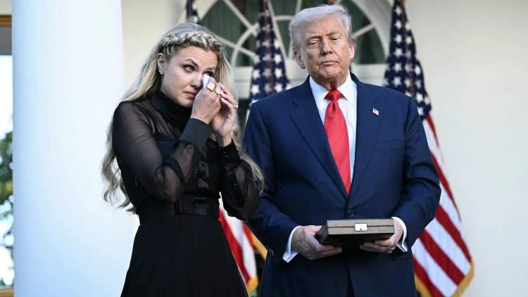 6 muaj pas vdekjes së Charlie Kirk, Trump i beson Erika Kirk të njëjtin post të partnerit në Akademinë e Forcave Ajrore