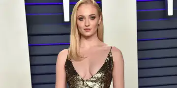 Incident në set, Sophie Turner detyron ndërprerjen e xhirimeve të “Tomb Raider”