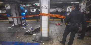 Sulm me hanxhar në New York/ Tre persona të plagosur në Grand Central