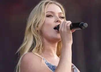 Zara Larsson bën një deklaratë tronditëse rreth shpenzimeve “të çmendura” të turneut