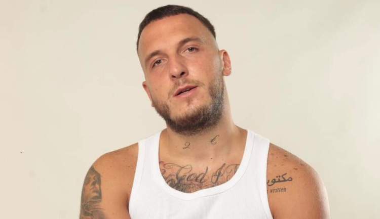 I djegin makinat në Zvicër, Mozzik: Janë bandë nga Franca