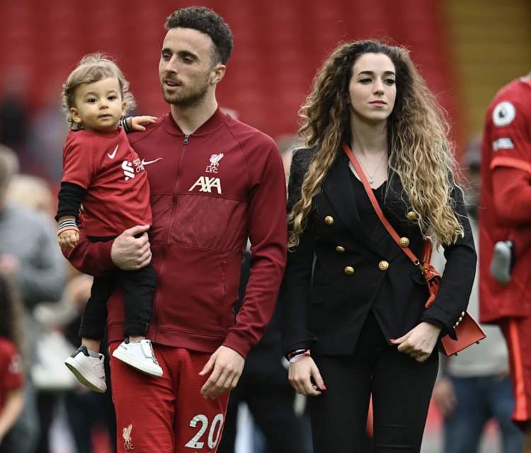 “Më telefono, dua të të tregoj diçka”/ Zbulohet mesazhi i fundit që partnerja i dërgoi Diogo Jota përpara se të ndërronte jetë