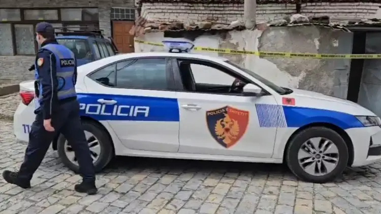 Ndërron jetë pas një infarkti mësuesi në Maliq, pasi doli nga mësimi…/ Bënte disa kilometra në këmbë për të arritur te nxënësit në fshatin e largët