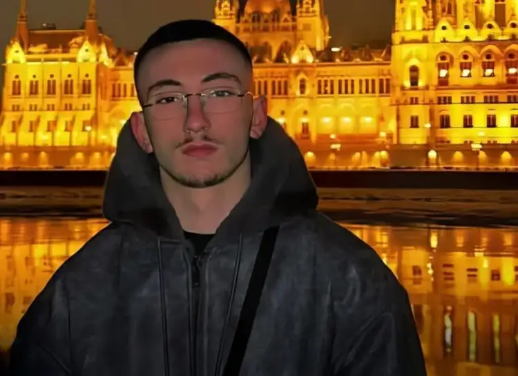 FOTO/ Ky është 17-vjeçari që humbi jetën tragjikisht në Durrës