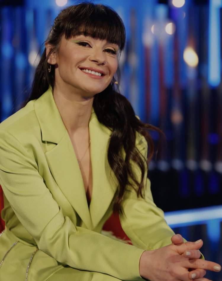 Zhaklin Lekatari zbulon se ka qenë e adoptuar, por a do të adoptonte ajo një fëmijë?