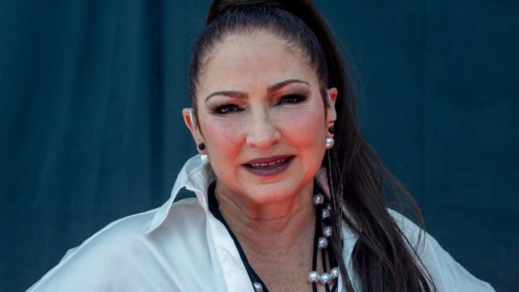 Nga aksidenti në triumf: Historia e Gloria Estefan