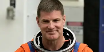 “Do t’i jap një përqafim të madh” – familja e Jeremy Hansen pret me emocion rikthimin nga Artemis II