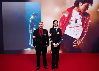 Djemtë e Michael Jackson shfaqen në publik në Berlin pas një kohe të gjatë