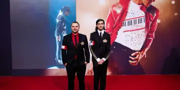 Djemtë e Michael Jackson shfaqen në publik në Berlin pas një kohe të gjatë