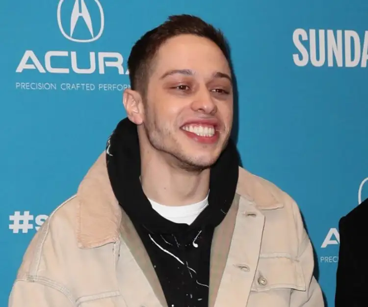 Pete Davidson rrëfen momentin që i ndryshoi jetën: Nëna ime kishte frikë çdo ditë se do të vdisja