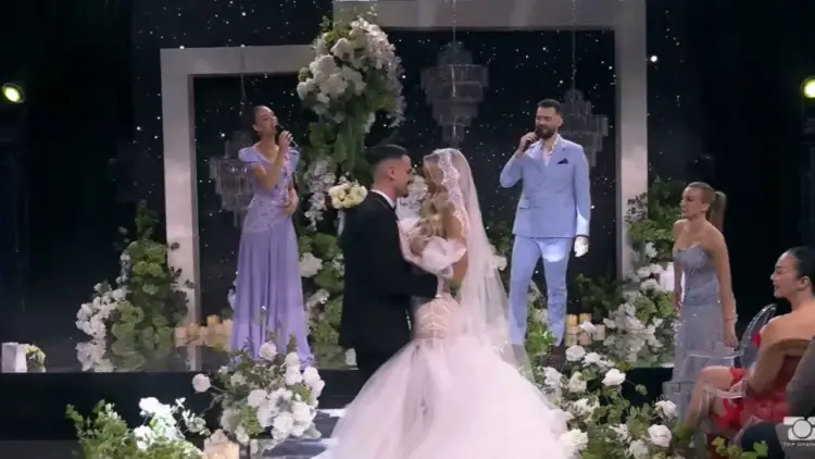 Mateo dhe Brikena shkëmbejnë unazat, banorja: Dua të jem përgjithmonë me ty