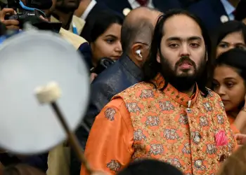 Trashëgimia e Pablo Escobar gjen strehë të re! Djali i Mukesh Ambani ndërhyn për hipopotamët