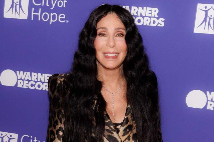 Zbulim surprizë në familjen e Cher, këngëtarja mëson se është bërë gjyshe pas 15 vitesh