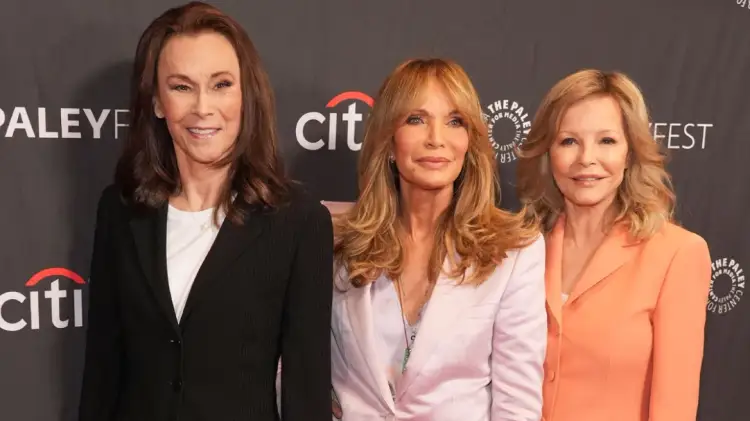 Foto/ Yjet e “Charlie’s Angels” ribashkohen për 50-vjetorin e serialit